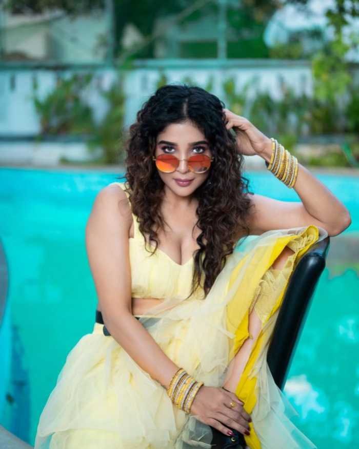sakshi agarwal 9